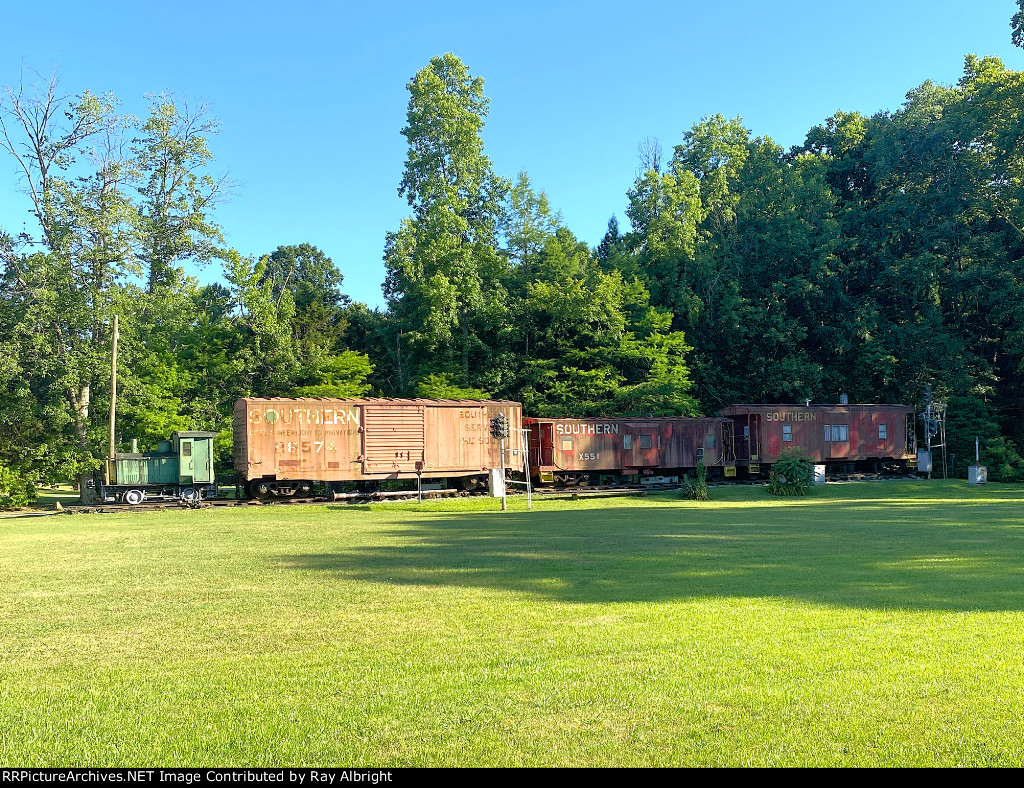 SOU X385 Caboose